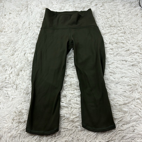 🔥$SALE$🔥 Lululemon Train Times Crop 17" Dark Olive - Picture 1 of 5
